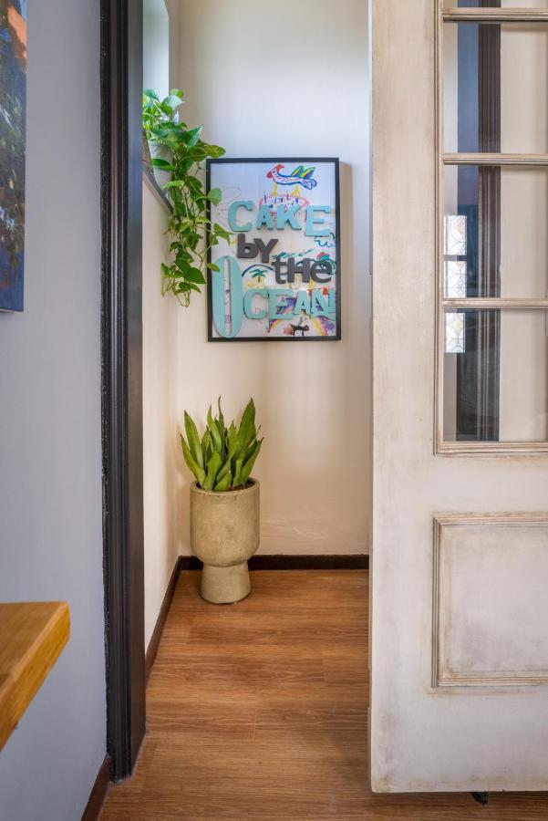 Arty Vintage Townhouse With Rooftop Shower & Sun Loungers Olhão Exterior foto